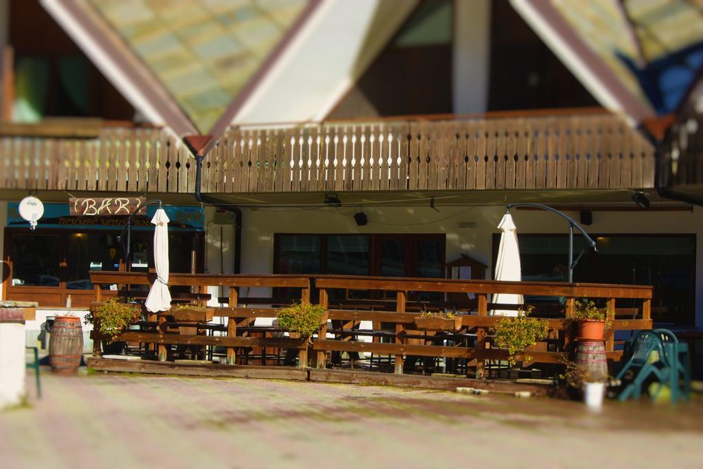 Olympic Mountains Hotel Cesana Torinese Exterior foto
