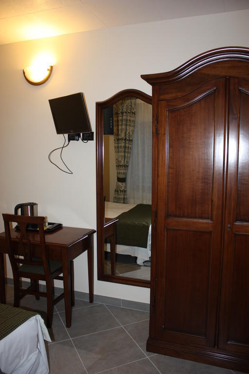 Olympic Mountains Hotel Cesana Torinese Quarto foto