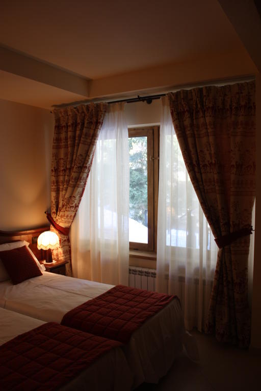 Olympic Mountains Hotel Cesana Torinese Quarto foto