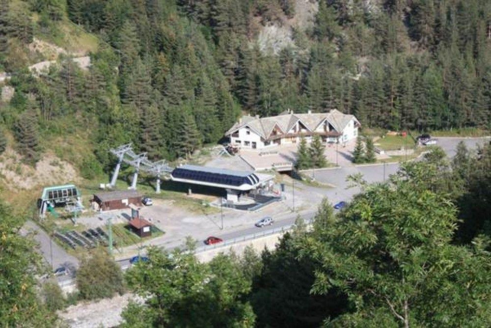 Olympic Mountains Hotel Cesana Torinese Exterior foto